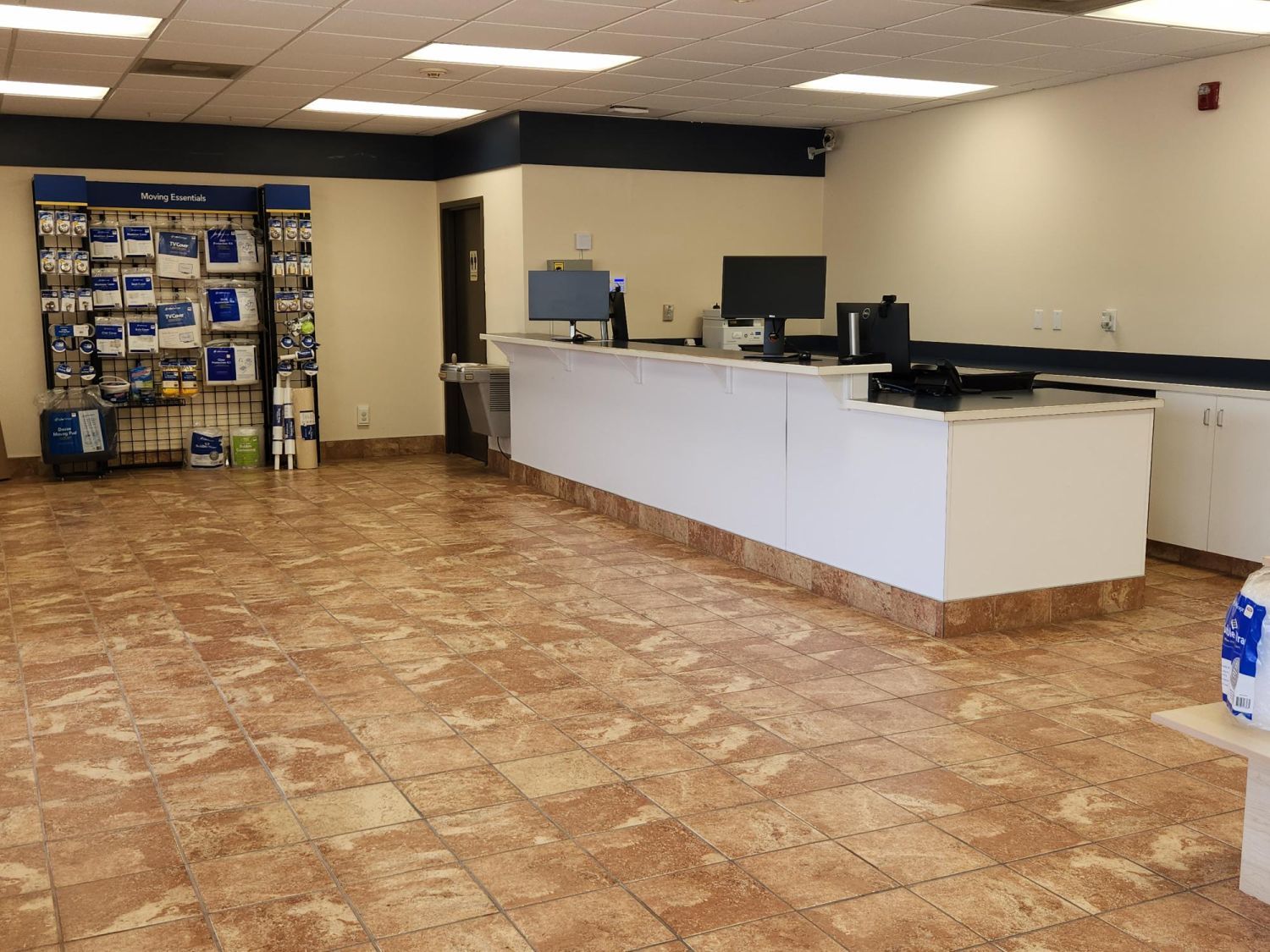 50×10 Parking Lot in Biloxi, MS 1932 Popps Ferry Rd Biloxi, Mississippi 3
