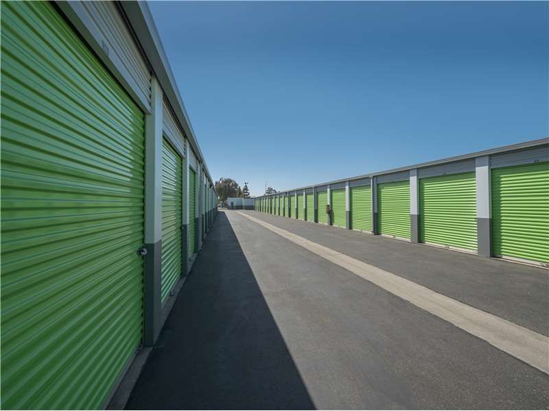 Extra Space Storage  2807 Skyway Dr in Santa Maria, CA