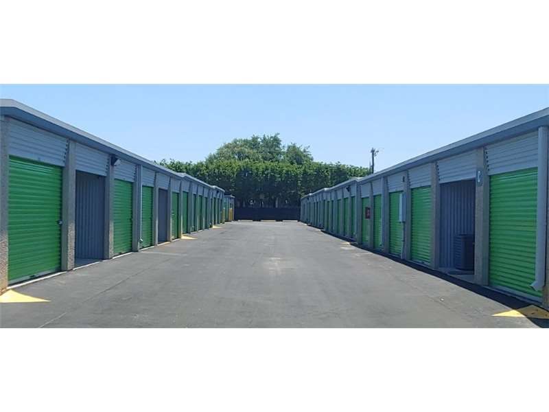 Extra Space Storage  7820 Westchase in San Antonio, TX