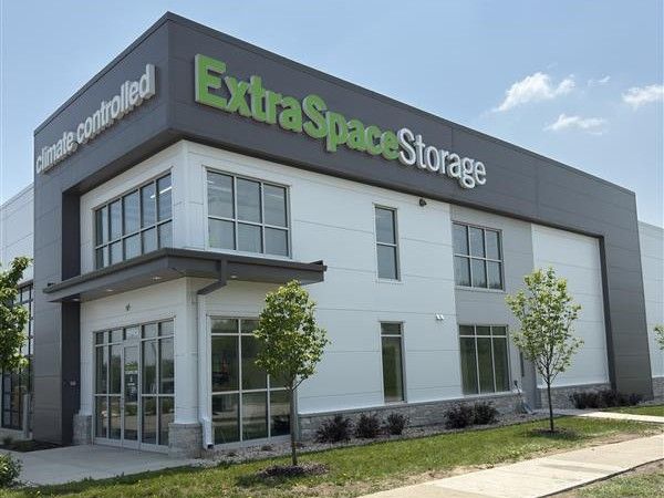 Extra Space Storage facility at 304 Yard Dr - Verona, WI