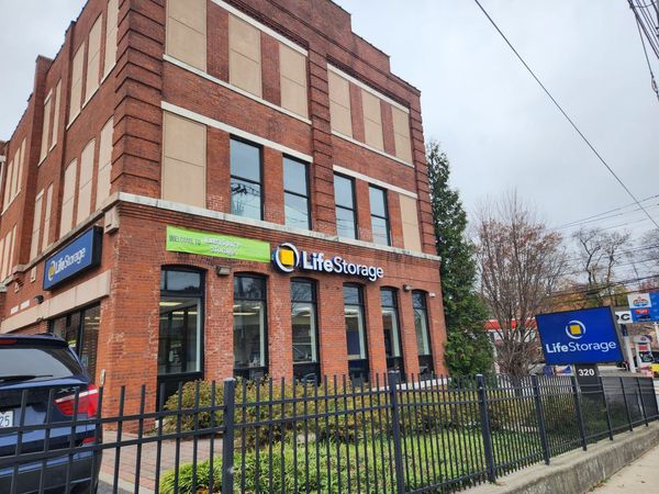 Extra Space Storage facility at 320 Washington St - Mt Vernon, NY