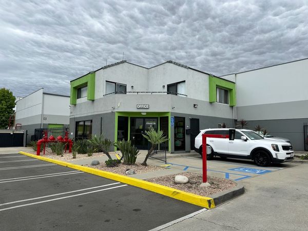 Extra Space Storage facility at 7471 Warner Ave - Huntington Beach, CA