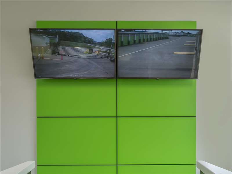 Extra Space Storage  701 E Mid Cities Blvd in Dallas, TX