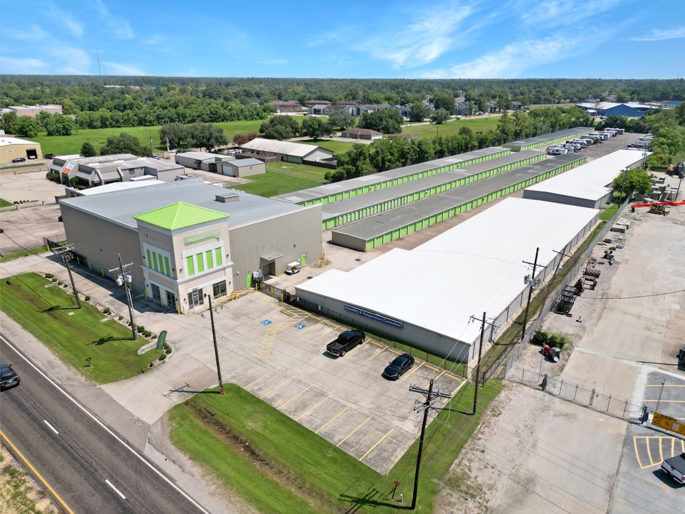Extra Space Storage  8020 Eastex Fwy in Beaumont, TX
