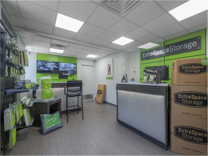 7×5 Self Storage Unit in Framingham, MA 1590 Concord St Framingham, Massachusetts 3