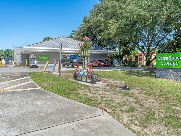 Extra Space Storage facility at 2650 N Powers Dr - Orlando, FL