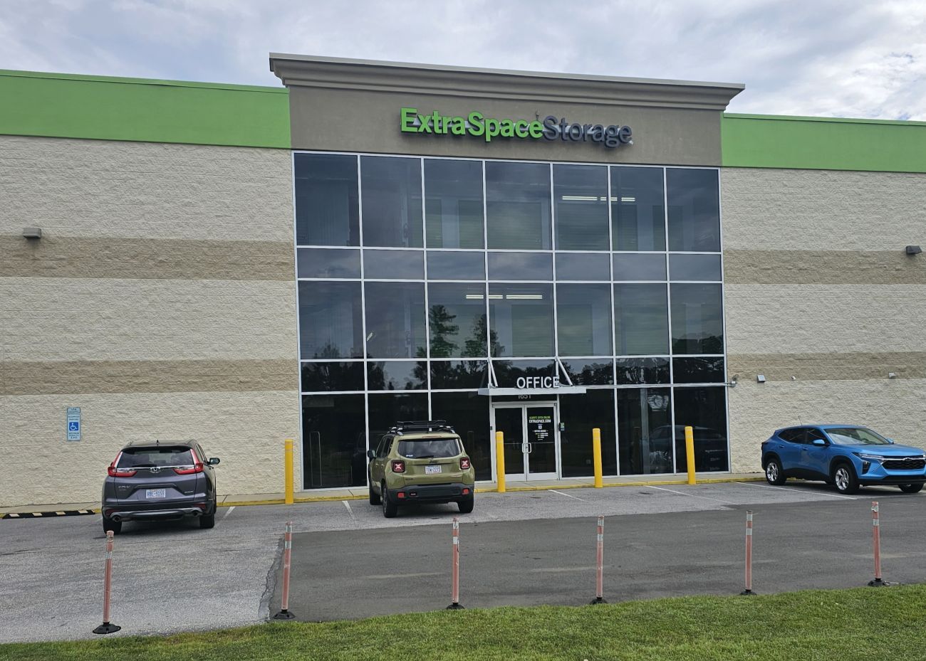 Extra Space Storage in Durham, NC  1651 TW Alexander Dr