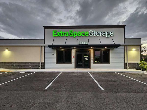 Extra Space Storage facility at 1050 Clearmont St NE - Palm Bay, FL