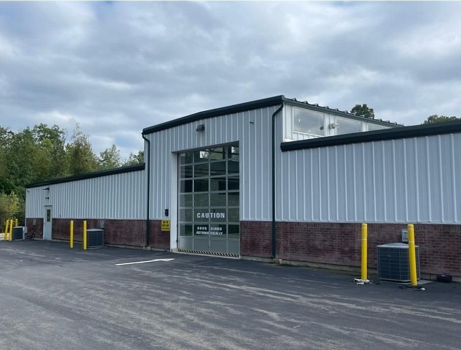 5×5 Self Storage Unit in Salem, NH 232 N Broadway Salem, New Hampshire 2