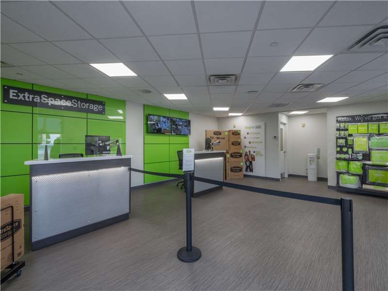 10×5 Self Storage Unit in Hialeah, FL 850 E 65th St Hialeah, Florida 3