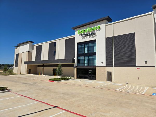Extra Space Storage facility at 38650 Spur 149 Rd - Magnolia, TX