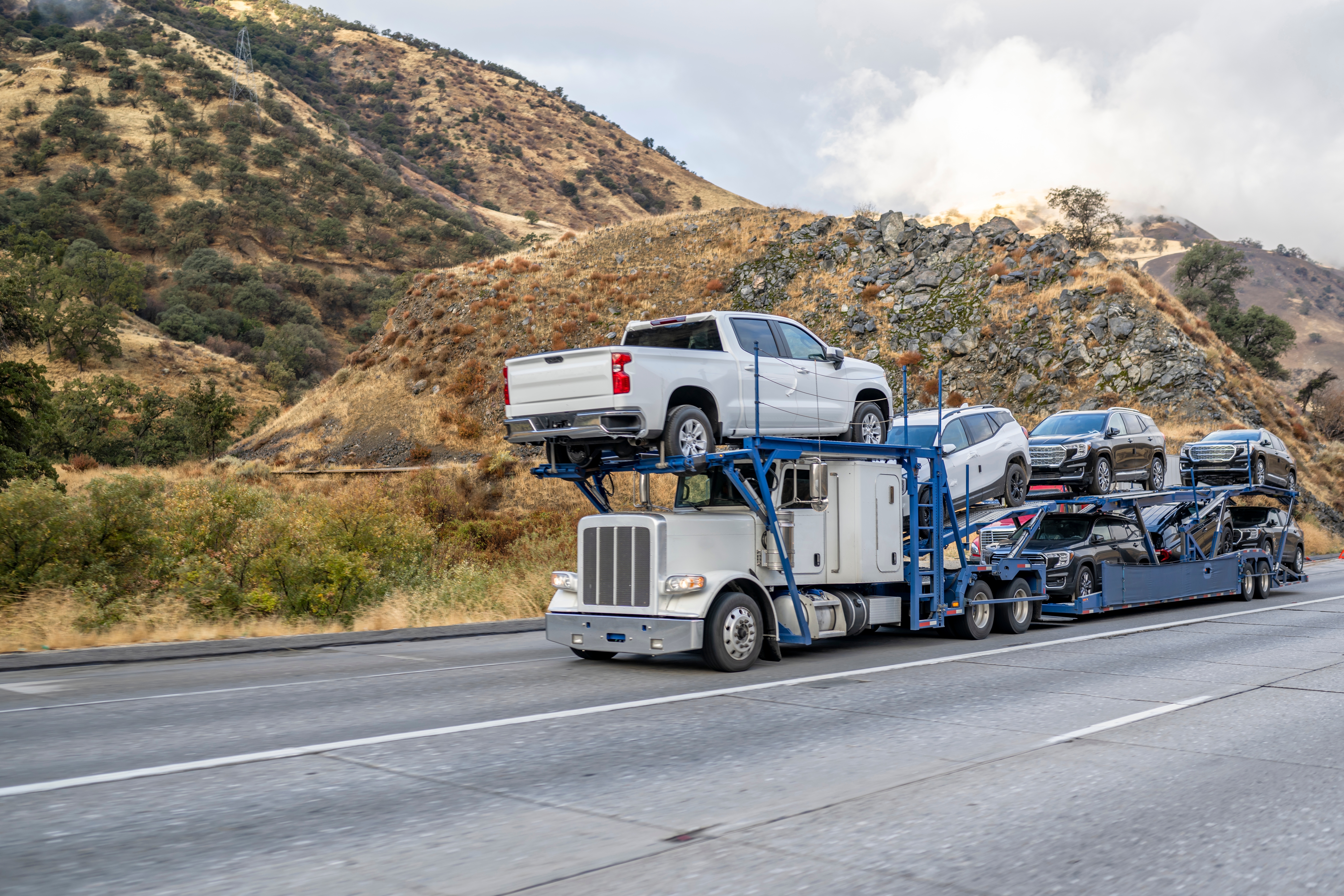 Article image for: Open vs. Enclosed Car Transport: Which Option is Right for You?