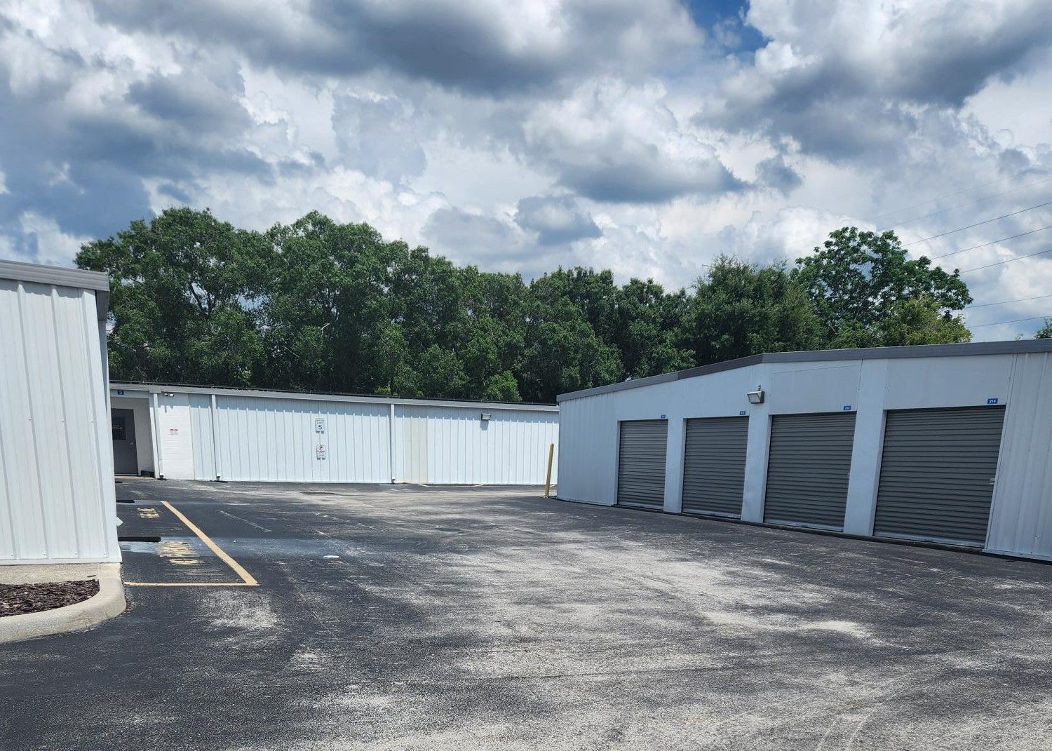 Extra Space Storage  12280 E Colonial Dr in Orlando, FL