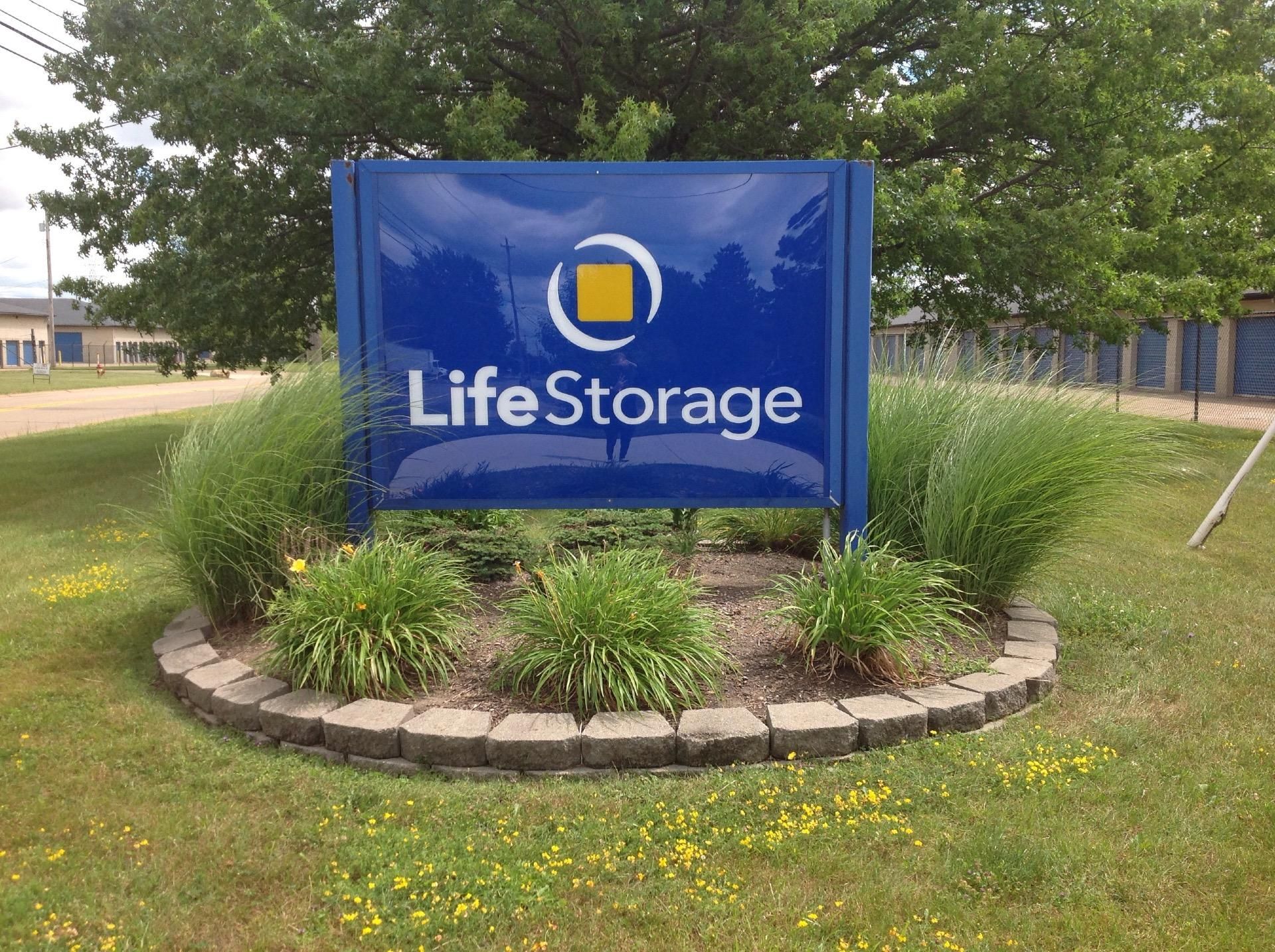 Extra Space Storage  8650 East Ave in Mentor, OH