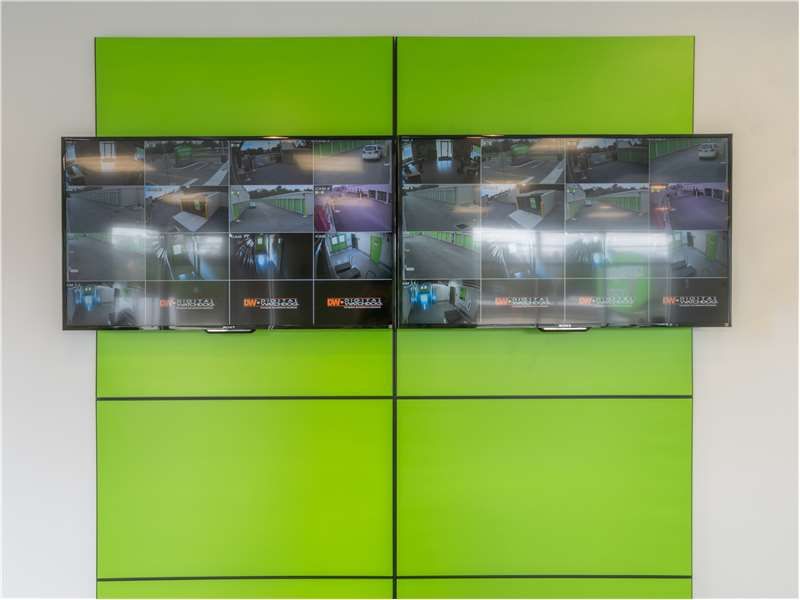 Extra Space Storage  11071 University Blvd in Orlando, FL