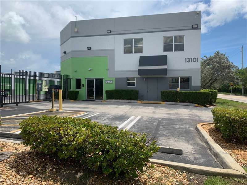 Extra Space Storage  13101 NE 16th Ave in North Miami Beach, FL