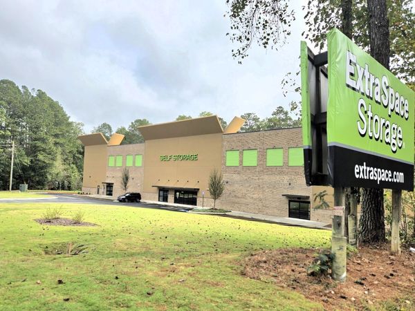 Extra Space Storage facility at 8892 Knox Bridge Hwy - Canton, GA