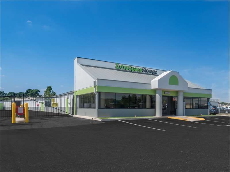 Extra Space Storage  2625 Mt Moriah Rd in Memphis, TN