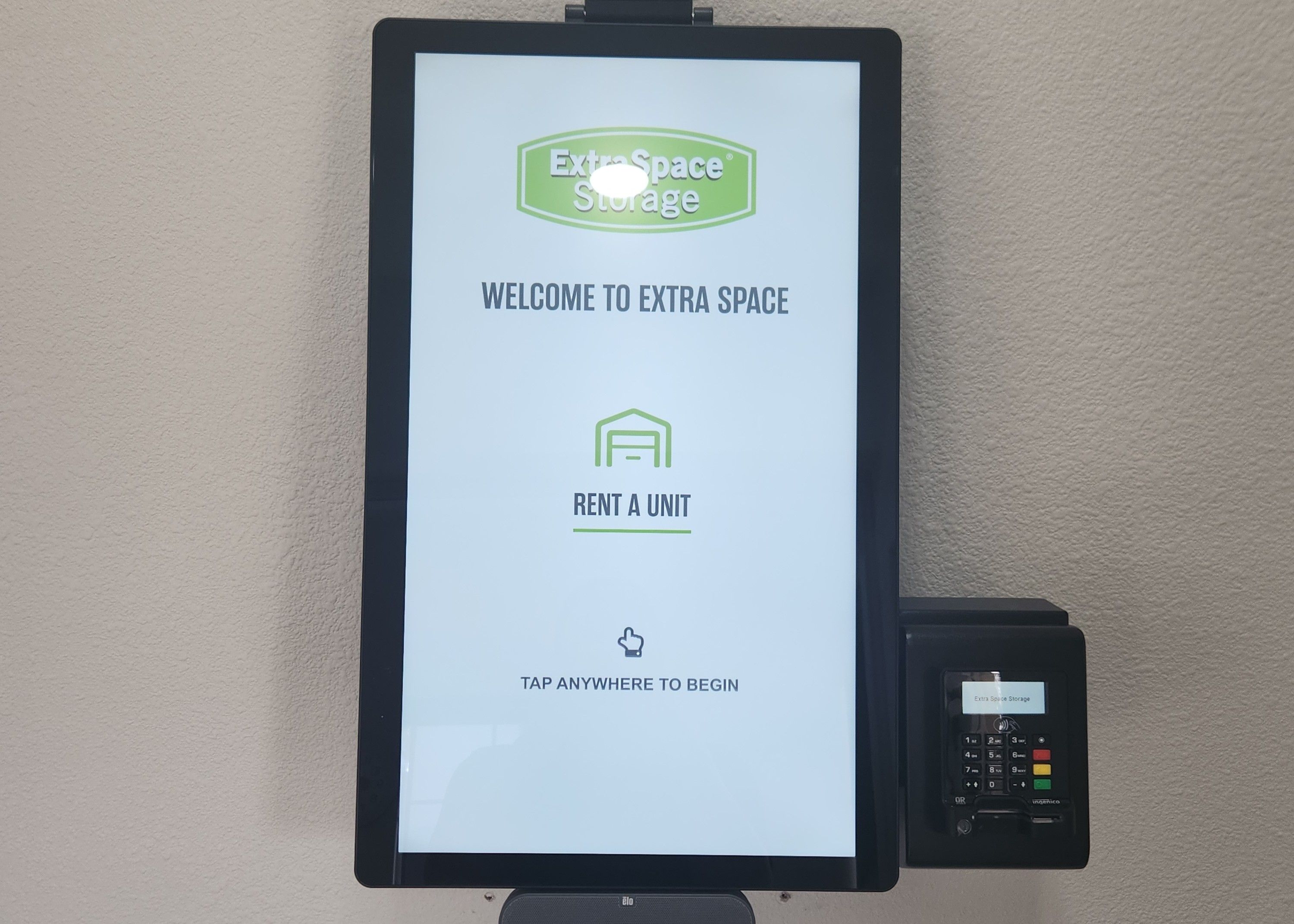 Extra Space Storage in Bedford, TX  2905 Crystal Springs 2