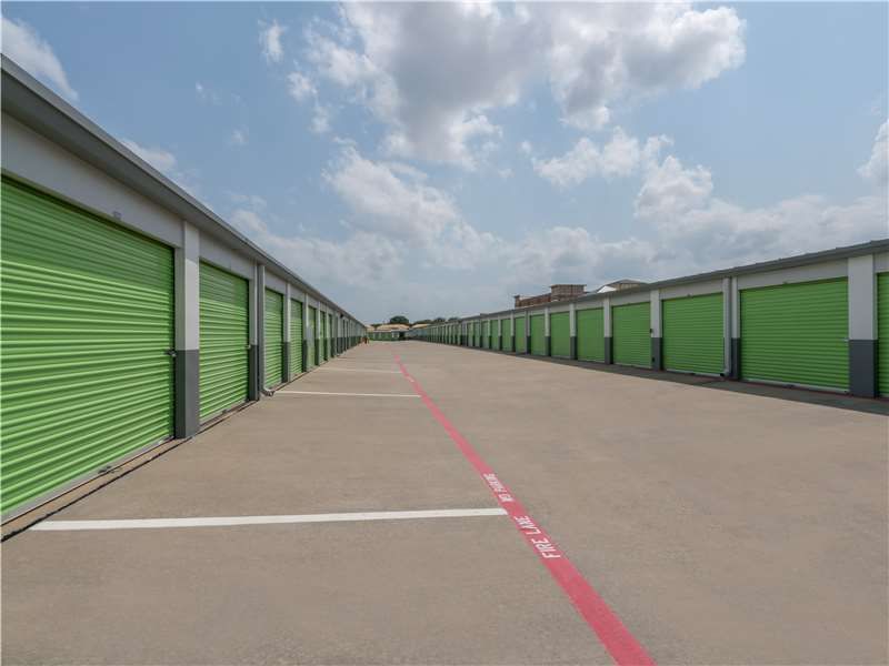 Extra Space Storage  2750 N Hwy 360 in Grand Prairie, TX