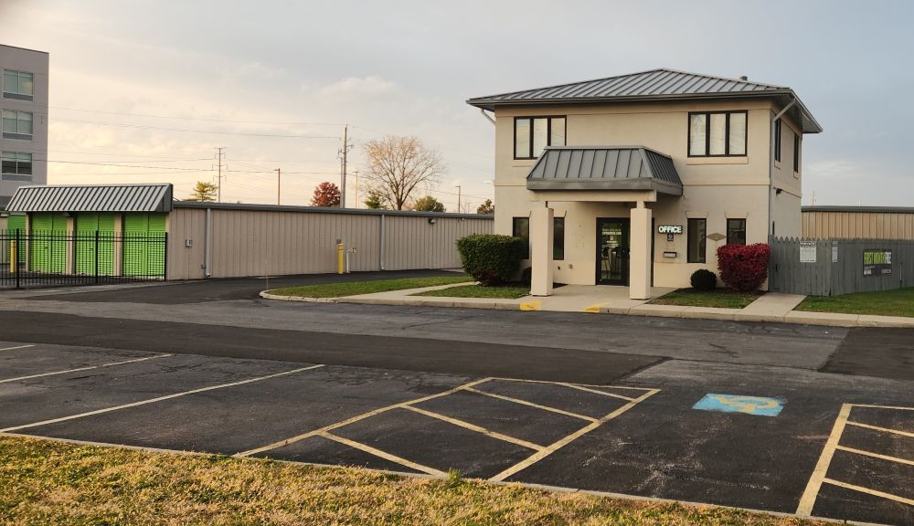 Extra Space Storage  6460 E Broad St in Columbus, OH