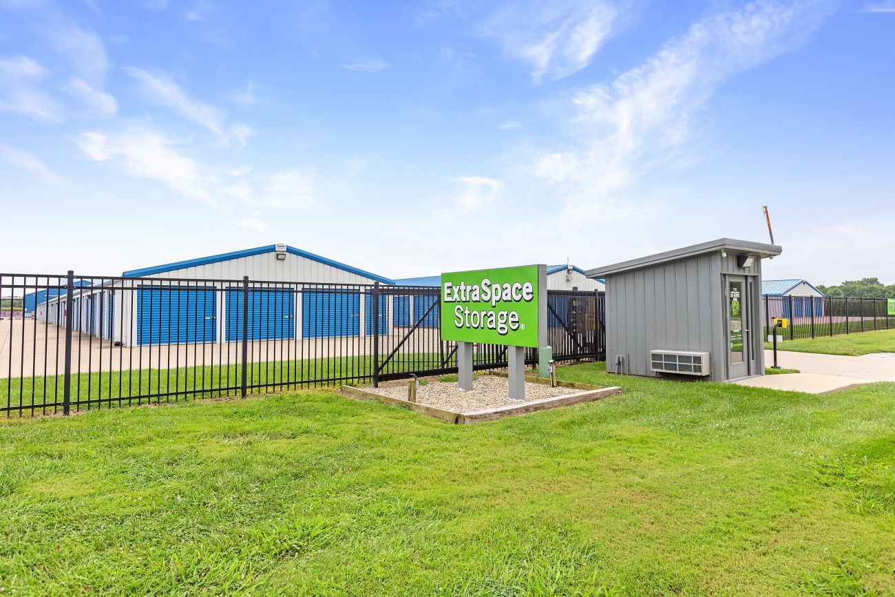 10×20 Self Storage Unit in Bethalto, IL