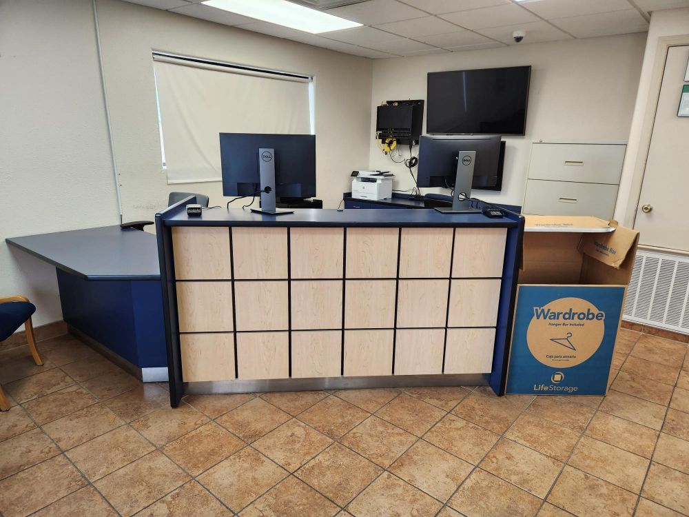 20×10 Self Storage Unit in San Antonio, TX 8025 Culebra Rd San Antonio, Texas 3