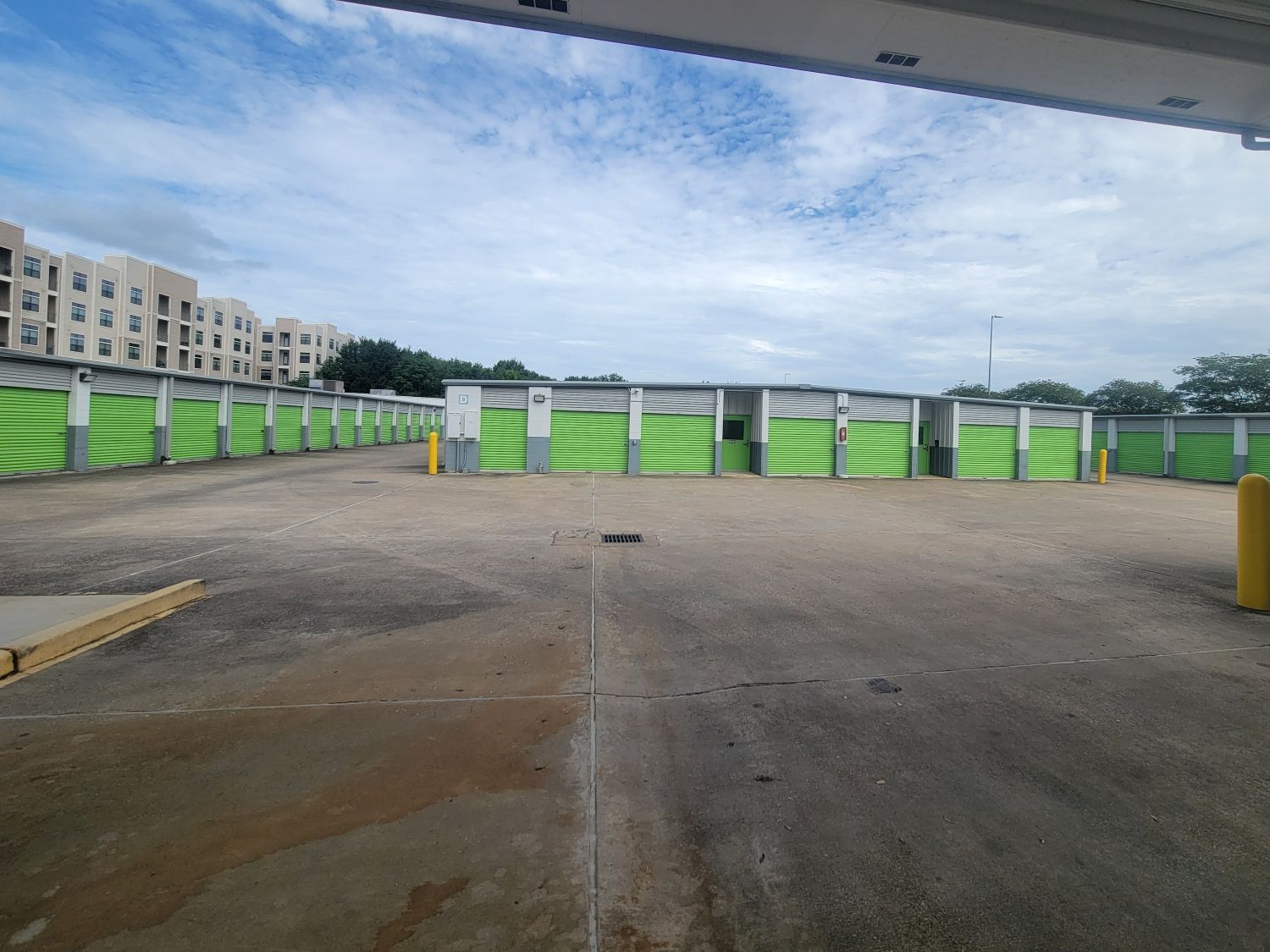 Extra Space Storage  8600 Main St in Houston, TX