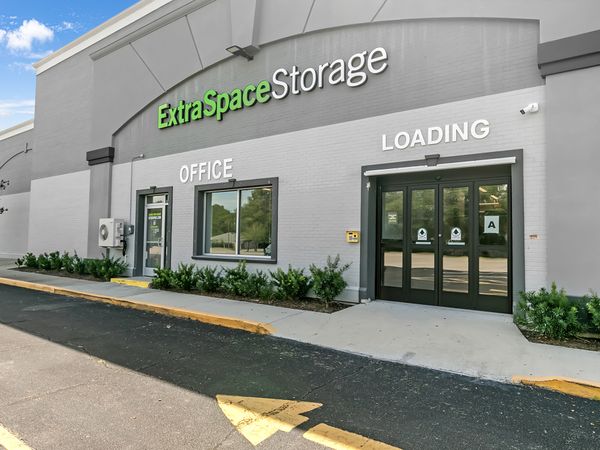 Extra Space Storage facility at 150 Northshore Blvd - Slidell, LA