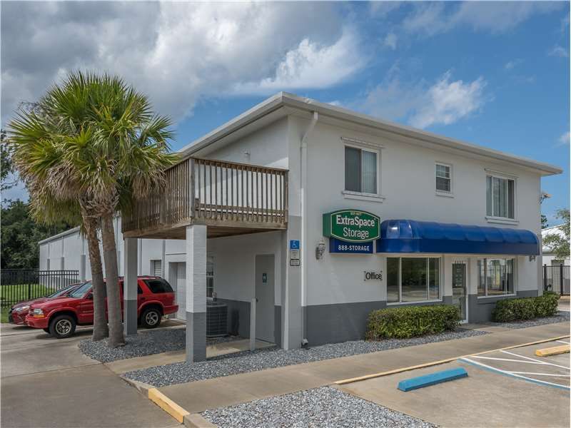 Extra Space Storage  4860 Palm Coast Pkwy NW in Palm Coast, FL