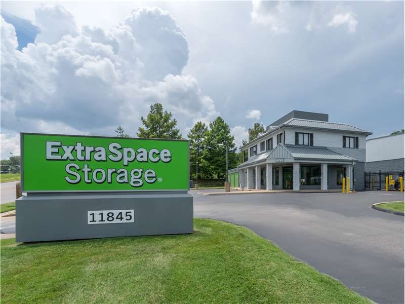 Extra Space Storage  11845 W Florissant Ave in Florissant, MO