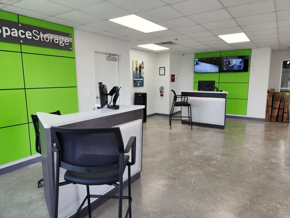 10×20 Garage in Beaumont, TX 8020 Eastex Fwy Beaumont, Texas 3