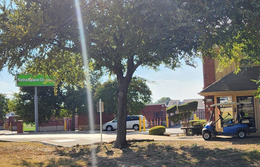 Extra Space Storage  6050 Granbury Rd in Fort Worth, TX