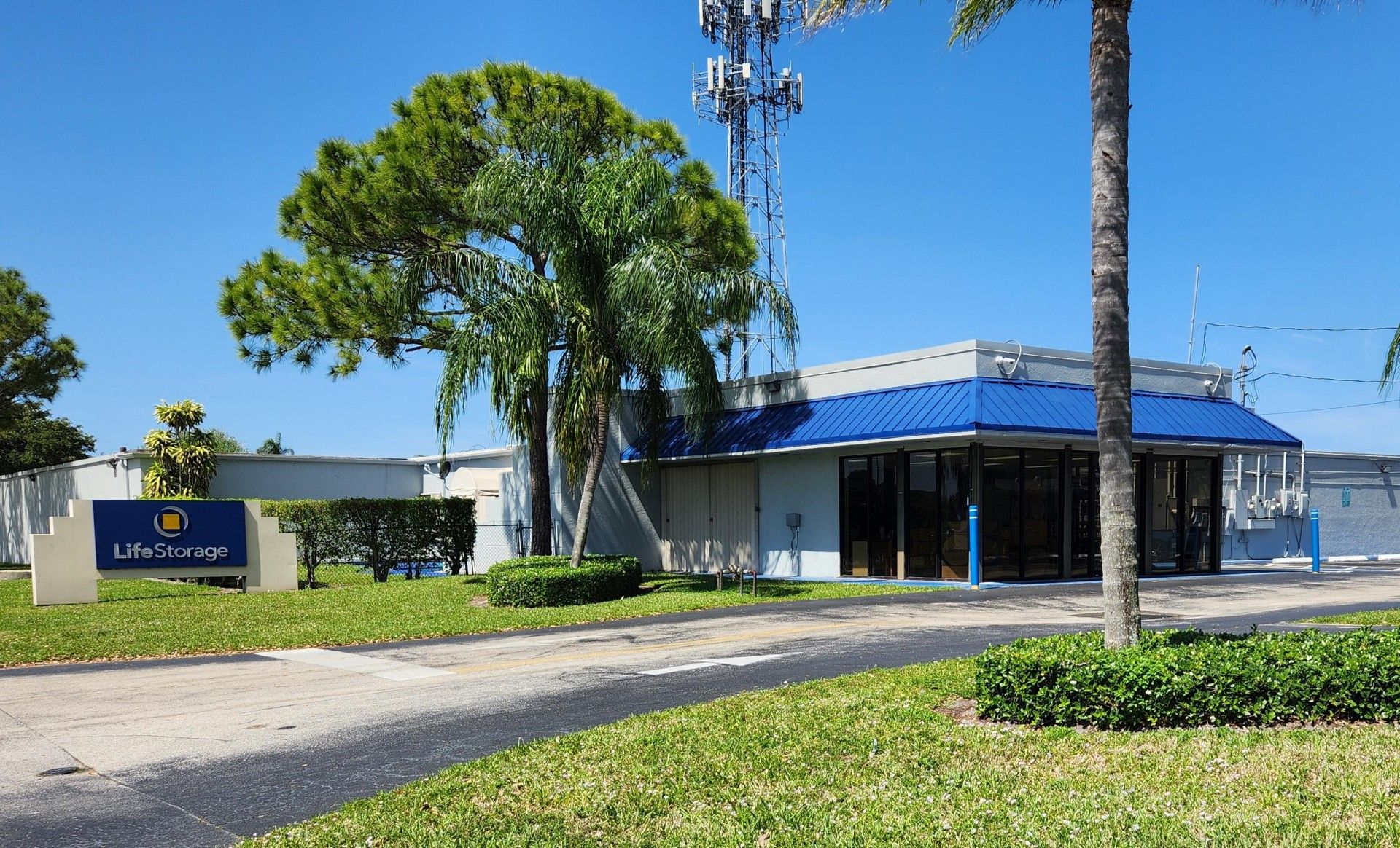 10 x 5 Self Storage Unit in Hollywood, Florida