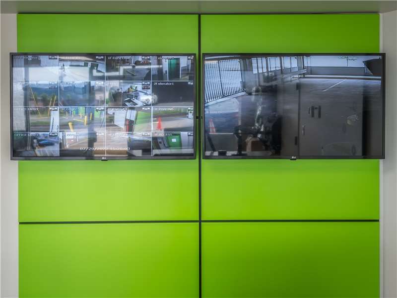 Extra Space Storage  2400 N Howard St in Baltimore, MD