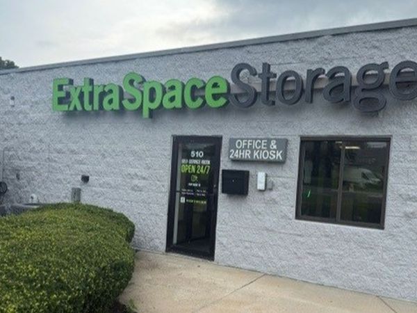 Extra Space Storage facility at 510 Johnson Ave - Bohemia, NY