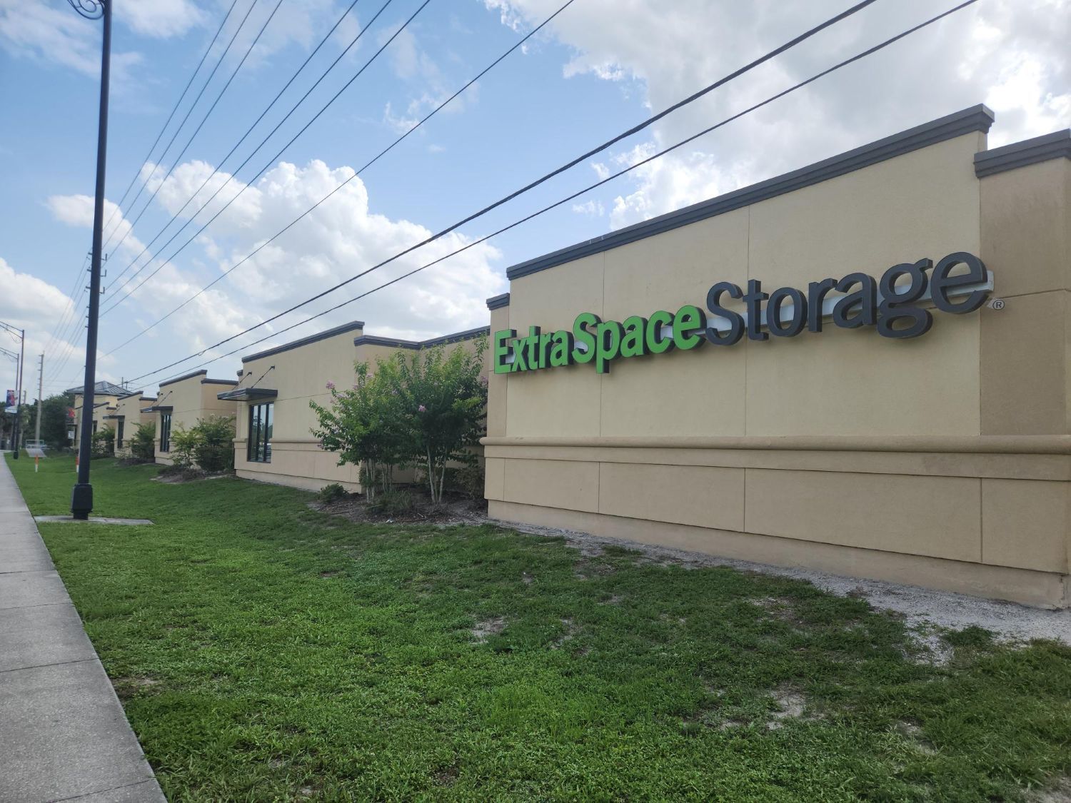 Extra Space Storage  4650 S Semoran Blvd in Orlando, FL