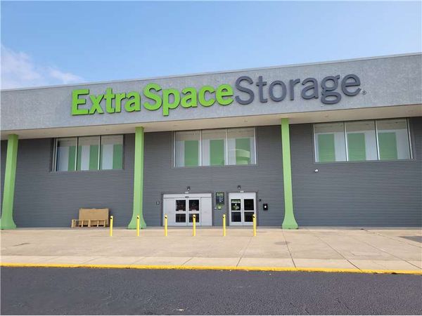 Extra Space Storage facility at 2270 E South Blvd - Montgomery, AL
