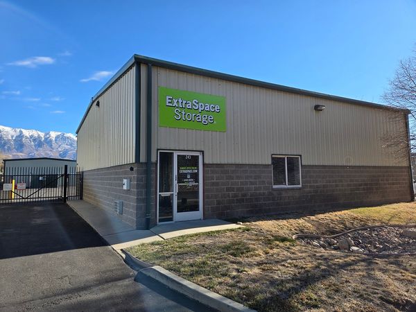 Extra Space Storage facility at 243 S Geneva Rd - Orem, UT