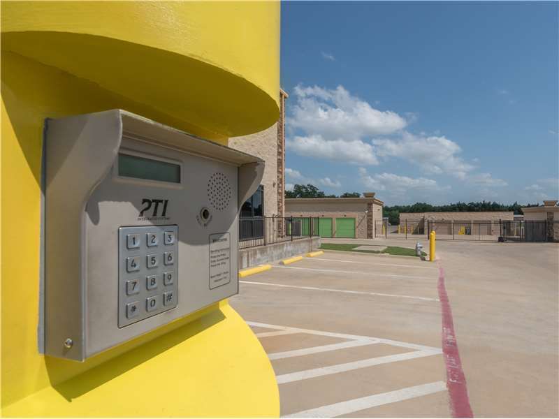35×12 Garage in Mansfield, TX 1351 FM1187 Mansfield, Texas 2
