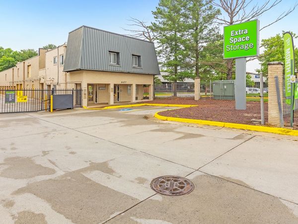 Extra Space Storage facility at 6457 General Green Way - Alexandria, VA