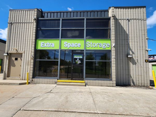 Extra Space Storage facility at 19200 Neff Rd - Cleveland, OH