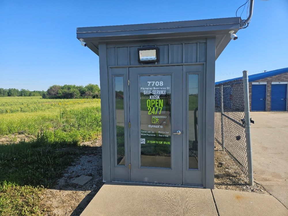 Extra Space Storage in Troy, IL  7708 Plummer Business Dr 3