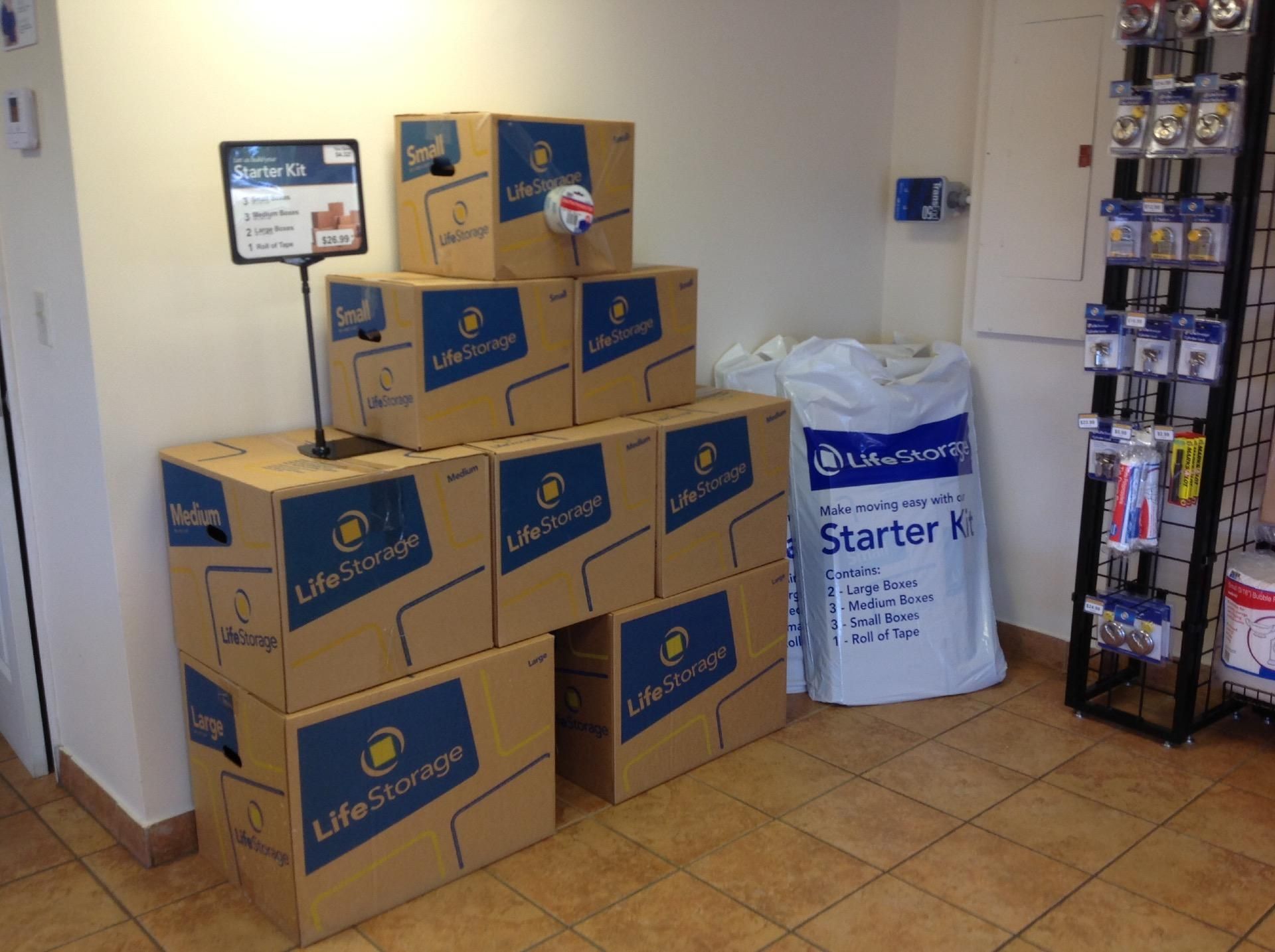 6×5 Self Storage Unit in Pompano Beach, FL 1500 W Sample Rd Pompano Beach, Florida 2