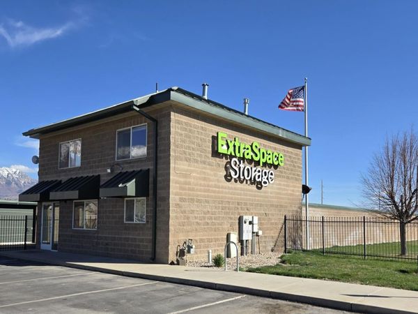 Extra Space Storage facility at 426 N 2000 W - Lindon, UT