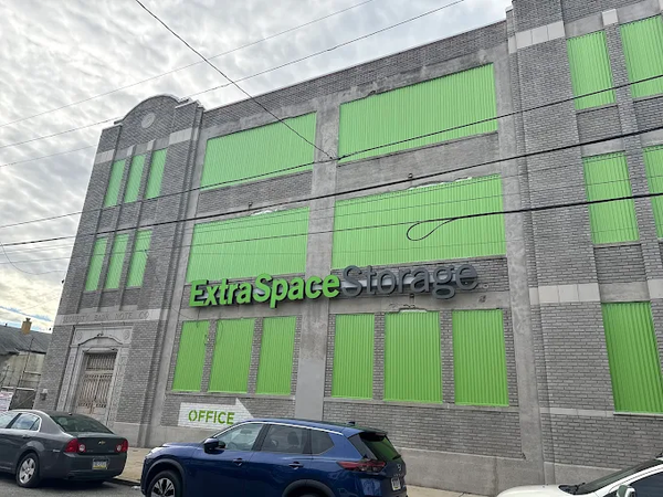 Extra Space Storage facility at 5500 Sansom St - Philadelphia, PA