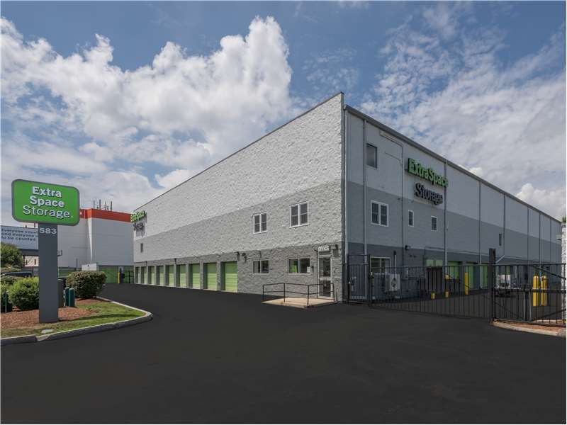 15×5 Self Storage Unit in Lynn, MA 583 Lynnway Lynn, Massachusetts