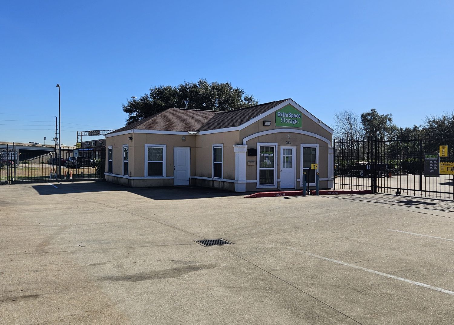 Extra Space Storage  9831 W Bellfort Ave in Houston, TX