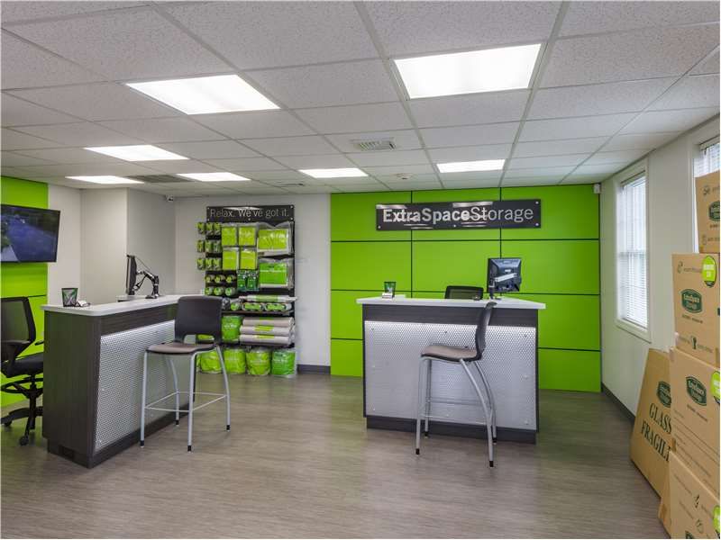 15×10 Self Storage Unit in Kingston, MA 5 Independence Rd Kingston, Massachusetts 3