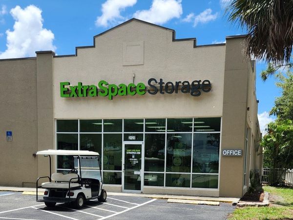 Extra Space Storage facility at 28239 S Tamiami Trl - Bonita Springs, FL